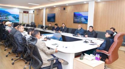 मुख्य सचिव राधा रतूड़ी की अध्यक्षता में हुई सचिव समिति की बैठक 