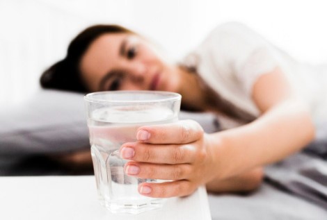 डिहाइड्रेशन: शरीर में पानी की कमी से होने वाली गंभीर समस्या को न करें नजरअंदाज