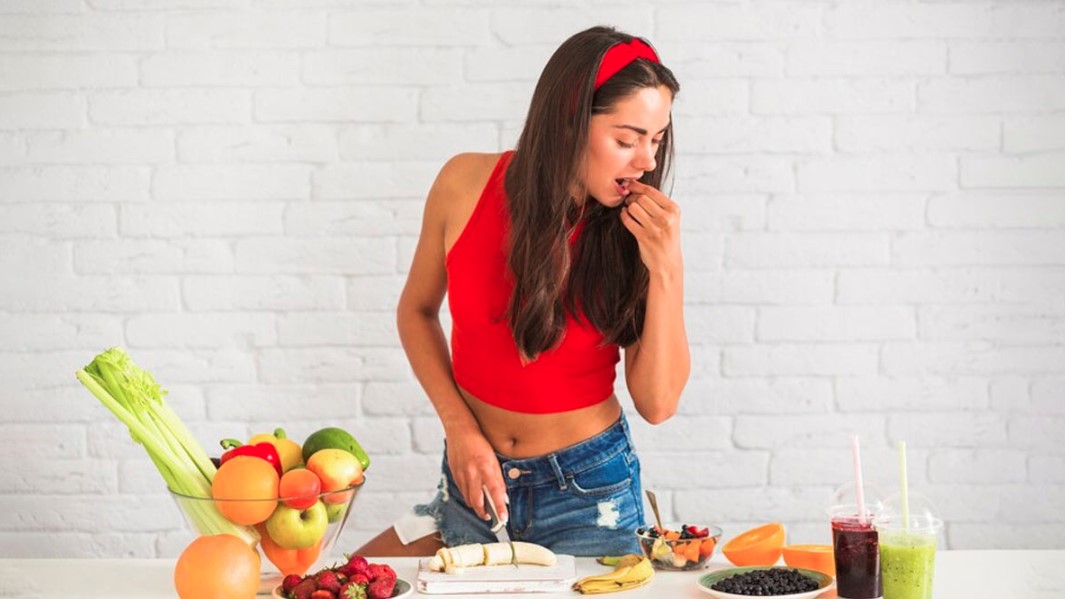 क्या वजन कम करने के लिए खाने की मात्रा घटा देना सही है, आइये जानते हैं क्या कहते हैं हेल्थ एक्सपर्ट